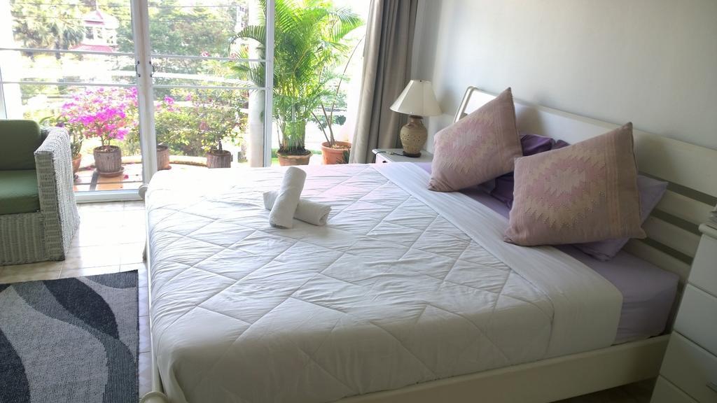 Corner Cafe Bed & Breakfast Hua Hin Exterior foto