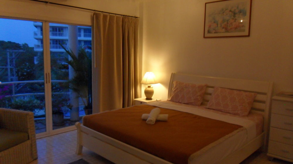 Corner Cafe Bed & Breakfast Hua Hin Exterior foto