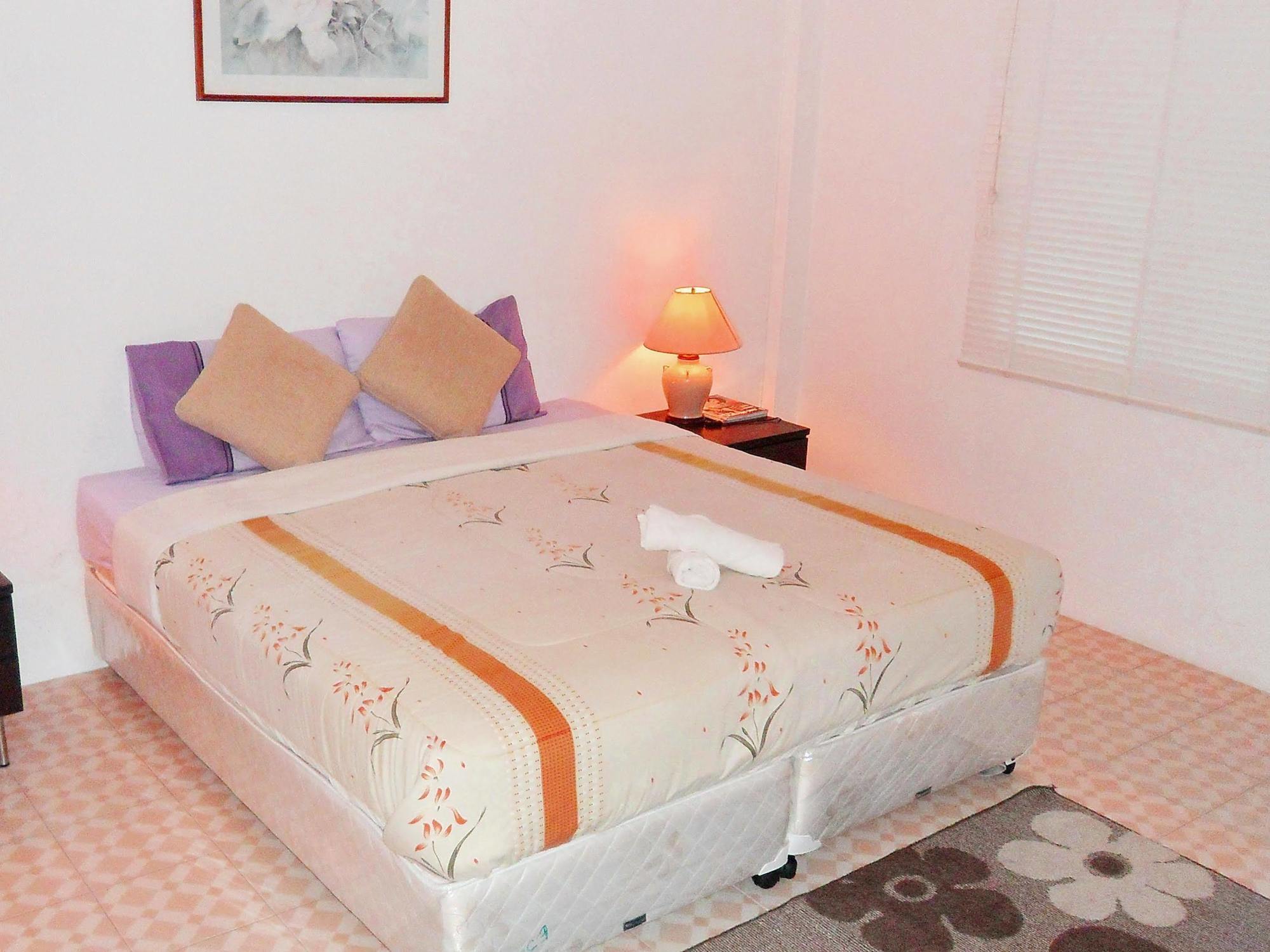 Corner Cafe Bed & Breakfast Hua Hin Exterior foto