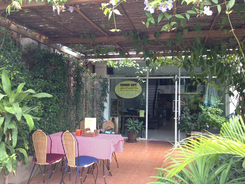 Corner Cafe Bed & Breakfast Hua Hin Exterior foto